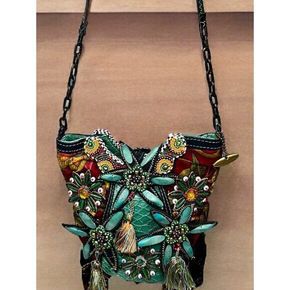 Vintage Mary Frances Beaded Floral Bucket Bag - Picture 12 of 12